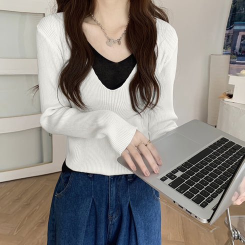 ニットトップスレイヤード風 ニットソー レディース バイカラー 重ね着風 ニットセーター Vネック 無地 お洒落 リブニット カジュアル 85YN-900250